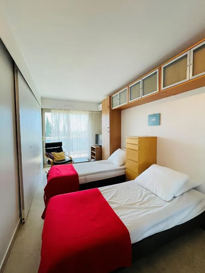 Apartmán Floriana Cannes 0*,